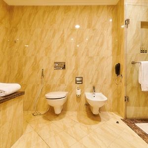 Grand King Suite